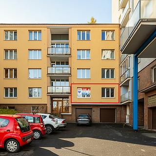 Prodej bytu 3+1 86 m² Karlovy Vary Drahovice, Vítězná