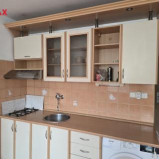 Pronájem bytu 1+1 46 m² Karlovy Vary Drahovice, Maďarská