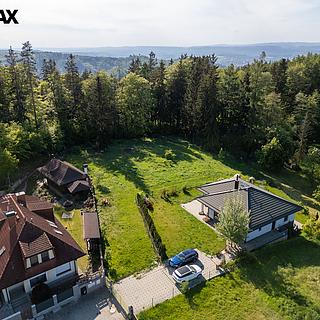 Prodej stavební parcely 3902 m&sup2; Karlovy Vary