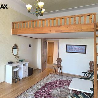 Pronájem bytu 2+1 69 m² Karlovy Vary, nábřeží Jana Palacha