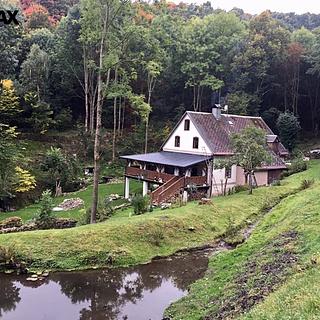 Prodej rodinného domu 300 m² Stráž nad Ohří Srní