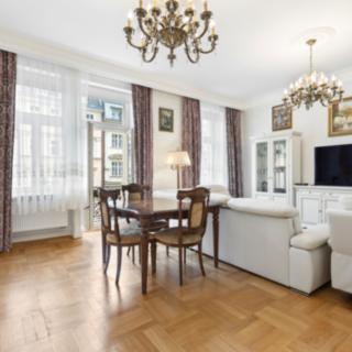 Prodej bytu 2+kk 64 m² Karlovy Vary, Sadová