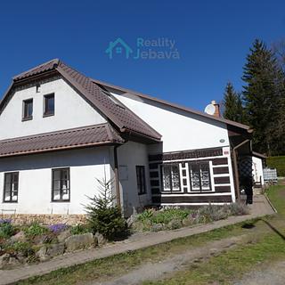 Prodej rodinného domu 200 m&sup2; Svratka
