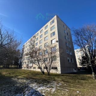 Prodej bytu 4+1 71 m² Chrudim II, Topolská