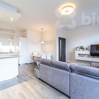 Prodej bytu 3+kk 73 m² Praha Kyje, Sicherova