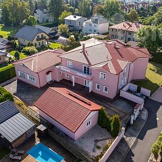 Prodej rodinného domu 742 m² Karlovy Vary Stará Role, M. Rovenské