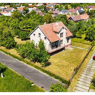 Prodej rodinného domu 200 m² Lukov, K Tuskulu