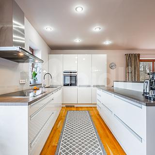 Prodej rodinného domu 220 m² Roudnice nad Labem, K Řípu