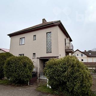 Prodej rodinného domu 193 m&sup2; Vejvanovice