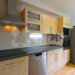 Prodej bytu 4+kk 150 m² Kamenice