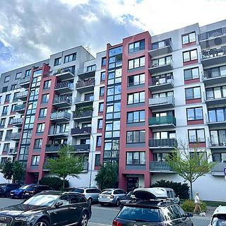Pronájem bytu 2+kk 65 m² Pardubice Zelené Předměstí, Pod Vinicí