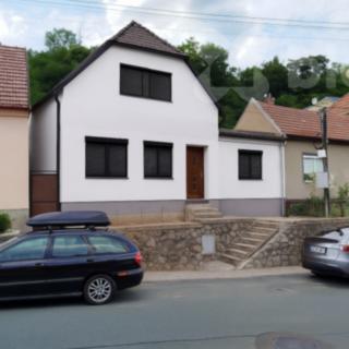 Prodej rodinného domu 140 m² Mokrá-Horákov