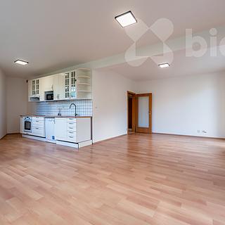 Prodej bytu 2+kk 63 m² Praha Zličín, Míšovická