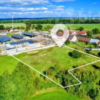 Prodej stavební parcely 3 613 m² Křenovice