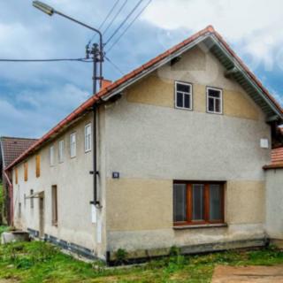 Prodej rodinného domu 242 m² Černov