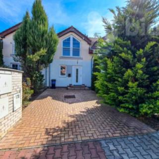 Prodej rodinného domu 75 m² Bašť