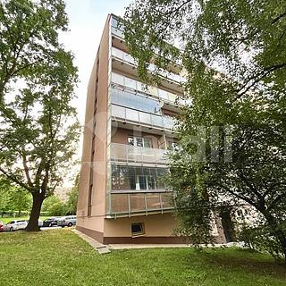 Pronájem bytu 2+1 61 m² Praha Žižkov, Spojovací