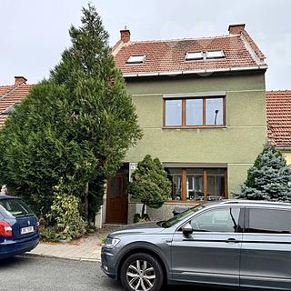 Prodej rodinného domu, 250m²