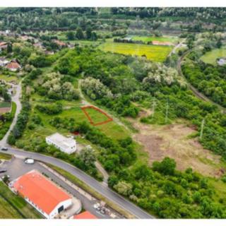Prodej stavební parcely 826 m² Chvatěruby
