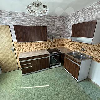 Pronájem bytu 3+1 98 m² Nezamyslice, 1. máje