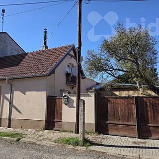 Pronájem rodinného domu 110 m² Velké Přílepy, Májová