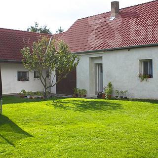 Pronájem bytu 1+kk a garsoniéry 22 m² Zálší