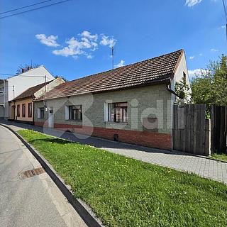 Prodej rodinného domu 72 m&sup2; Hvězdlice