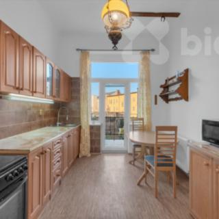 Pronájem bytu 2+1 74 m² Hradec Králové Pražské Předměstí, Habrmanova