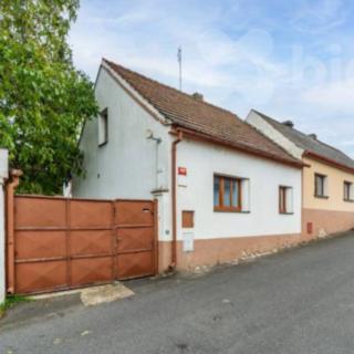 Prodej rodinného domu 100 m² Čížkovice, Růžová
