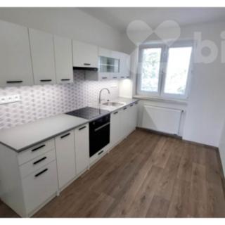 Pronájem bytu 2+1 62 m² Kuřim, Jungmannova