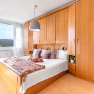 Prodej bytu 3+1 73 m² Praha Horní Počernice, Lhotská