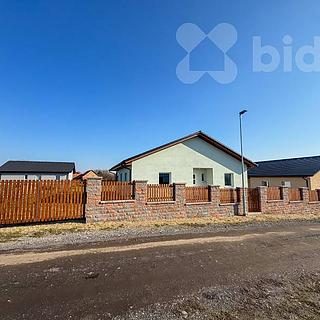 Prodej rodinného domu 140 m² Černiv