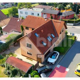 Prodej rodinného domu 288 m² Praha