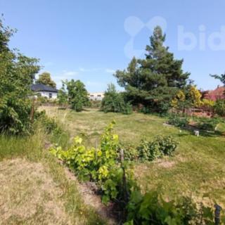 Prodej stavební parcely 1 586 m² Bílovice-Lutotín Lutotín