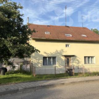 Prodej rodinného domu 100 m² Zlín Lhotka
