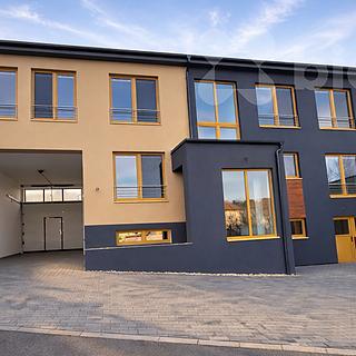 Pronájem činžovního domu 61 m&sup2; Ratíškovice