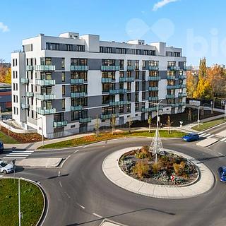 Pronájem bytu 1+kk, garsoniery 38 m² Kladno