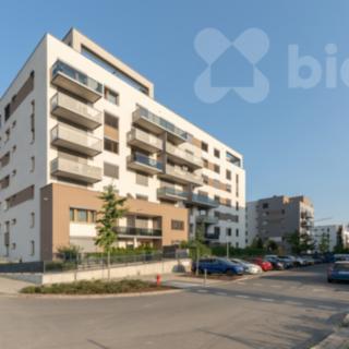 Prodej bytu 1+kk, garsoniery 33 m² Praha