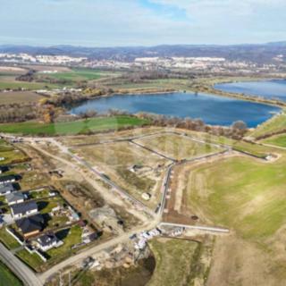 Prodej stavební parcely 954 m² Vrskmaň