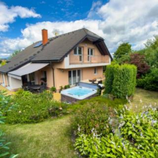 Prodej rodinného domu 285 m² Rýmařov, Komenského