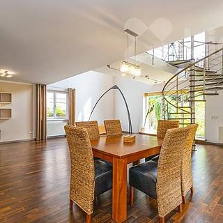 Prodej rodinného domu 282 m² Srubec, Ke Hřišti