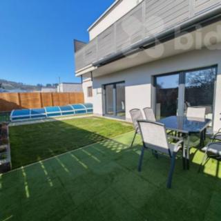 Prodej rodinného domu 287 m² Česká