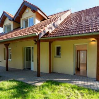 Pronájem rodinného domu 153 m² Kamenice Olešovice, Ořechová