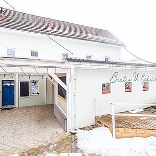 Prodej rodinného domu 195 m&sup2; Klobuky