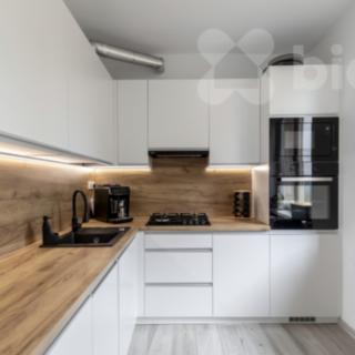Prodej bytu 3+1 68 m² Třinec Lyžbice, Slezská