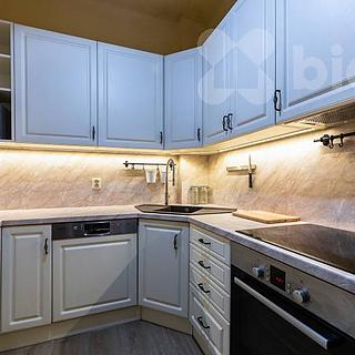 Prodej bytu 4+1 109 m² Praha