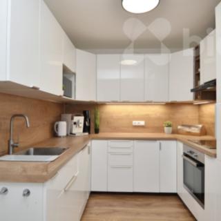 Prodej bytu 4+kk 88 m² Praha Řepy, Galandova