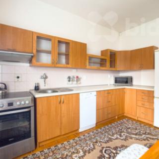 Pronájem bytu 2+1 85 m² Lipová-lázně