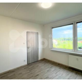 Pronájem bytu 2+1 48 m² Pardubice