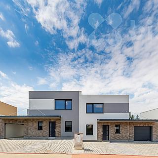 Pronájem rodinného domu 126 m² Hořovice, Hvozdecká